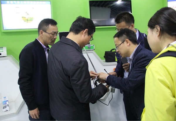 ���񻪸��ܾ�����л���ν�������Ӳ����Ʒ 