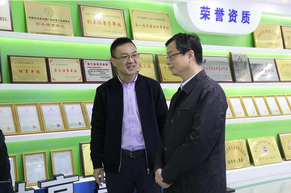 л���ζ�������ũ����Ϣ��ƽ̨�������豸�ϵĻ���̽�����Գ�ֿ϶�