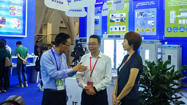 ����Ϣ�����������������Ӧ�����뽻��