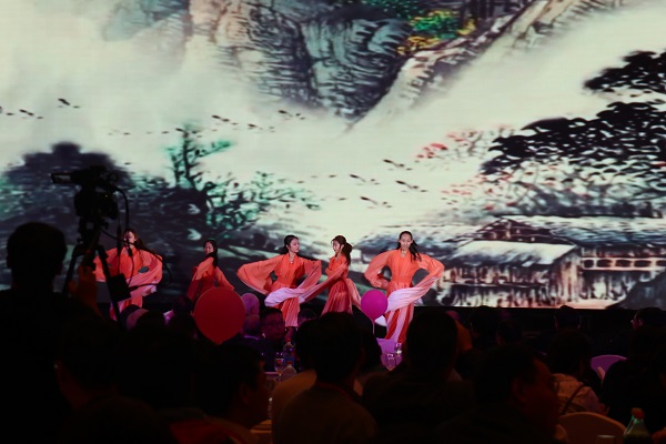 �����ݳ�