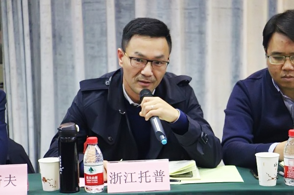 托普云农董事长陈渝阳