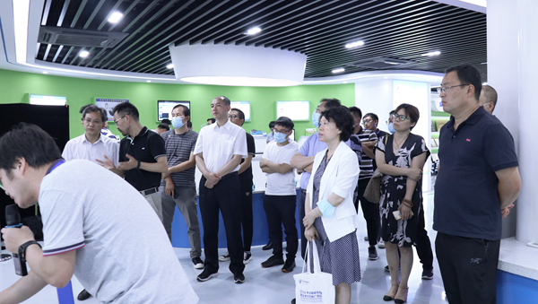 ����쵼ר��һ��ݰ��������ũ�ι۵���