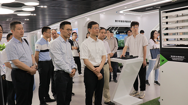 л��������һ�вι�������ũ�ǻ�չ��