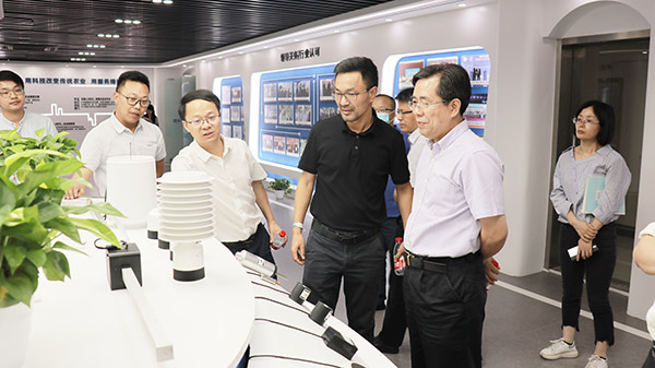 Ó¦Òå±ó½ÌÊÚÒ»ÐвιÛÍÐÆÕÔÆÅ©Êý×ÖÈýũչÌü