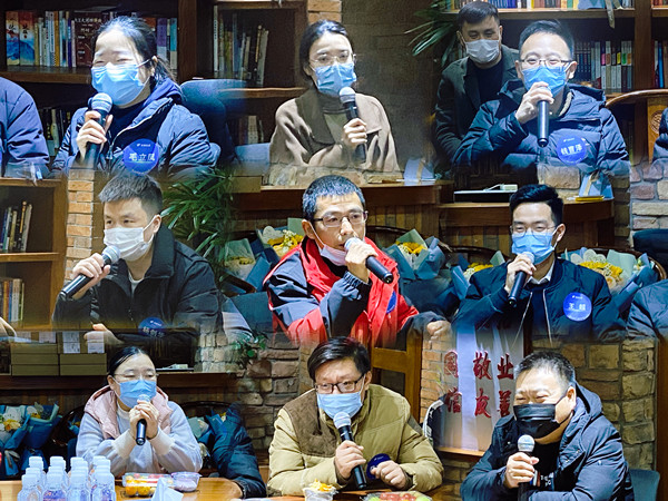 ��������������