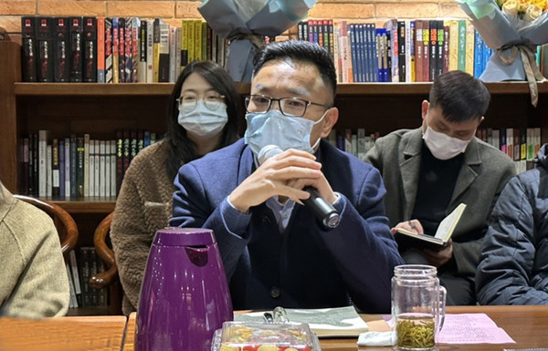 ���������³�������Ա������潻��