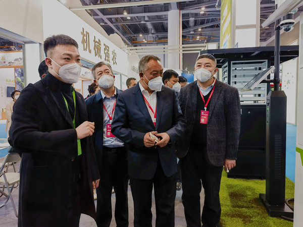 ����ʡũҵũ�����������󳯣��Ҷ�����������ũҵũ��ָ��ֳ����裨�����